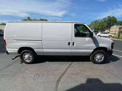 2014 Ford E350 Super Duty Cargo Van 3D