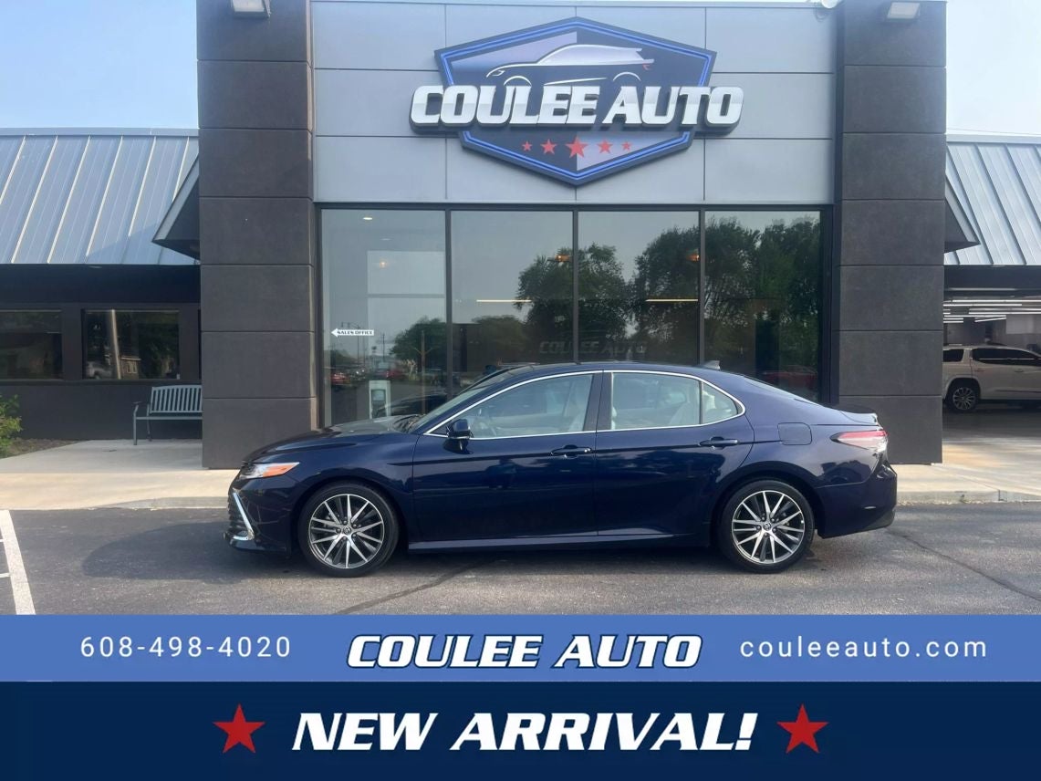 2022 Toyota Camry XLE Sedan 4D