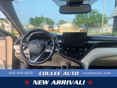 2022 Toyota Camry XLE Sedan 4D
