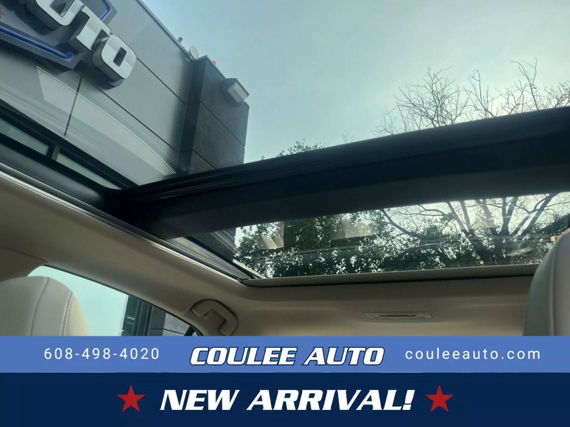 2022 Toyota Camry XLE Sedan 4D