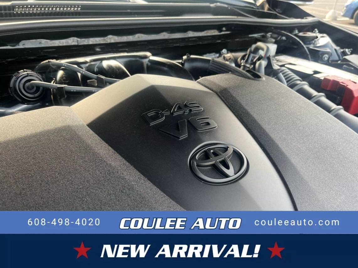 2022 Toyota Camry XLE Sedan 4D