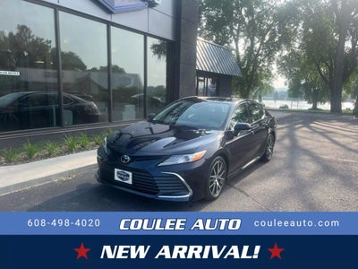 2022 Toyota Camry XLE Sedan 4D